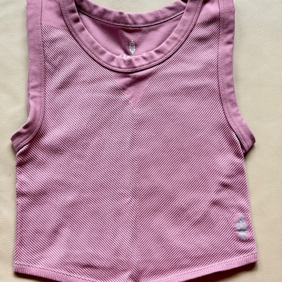 FP Movement Free Throw Muscle Tank EUC - Picture 2 of 5